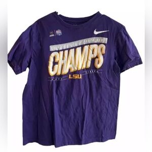 2019 NCAA LSU Men's TShirt Football Peach Bowl Tigers Nike Size M